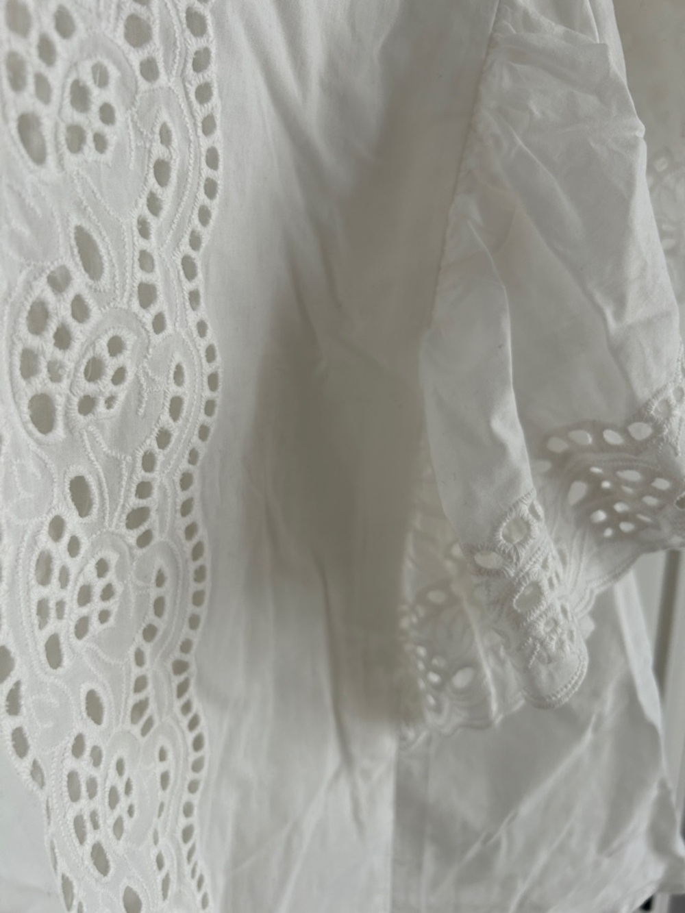 H&M White Eyelet Ruffle Blouse - Picture 6 of 6